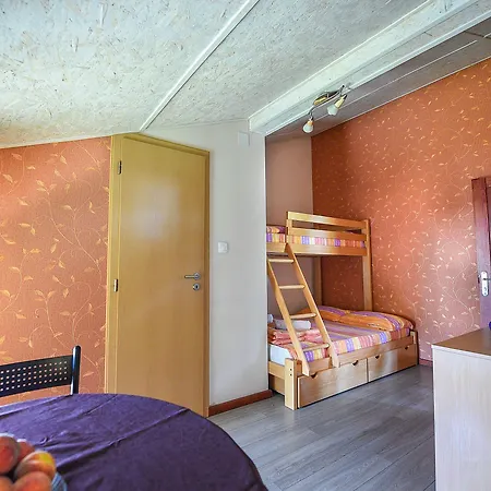 San Art Floating & *