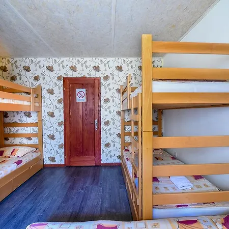 Hostel San Art Floating &