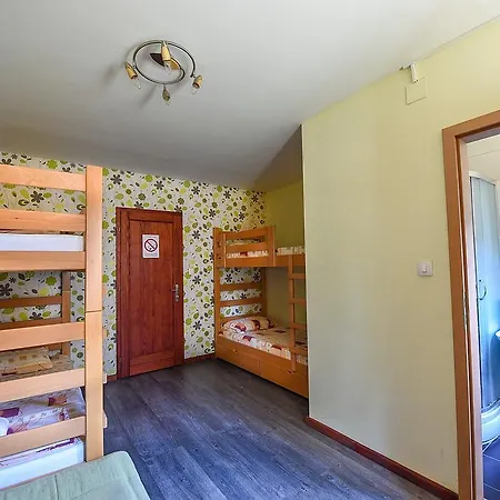 Hostel San Art Floating &