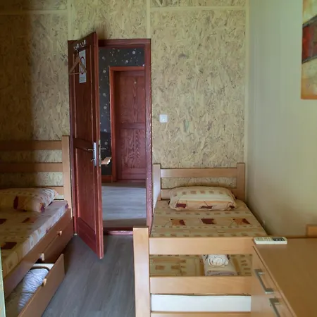 San Art Floating & 베오그라드