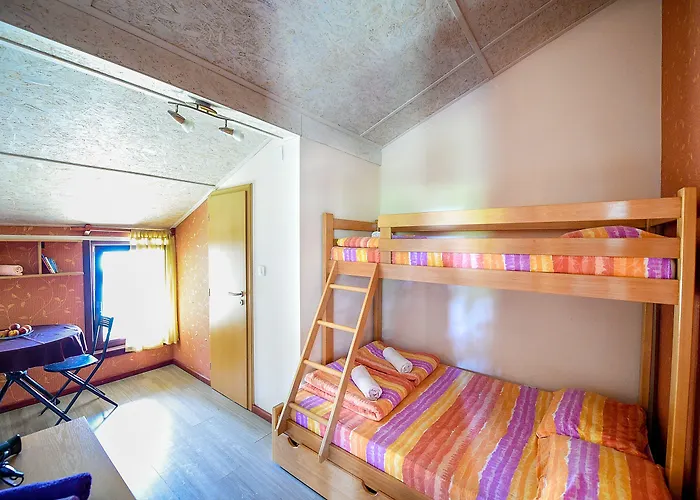 San Art Floating & Vandrerhjem *